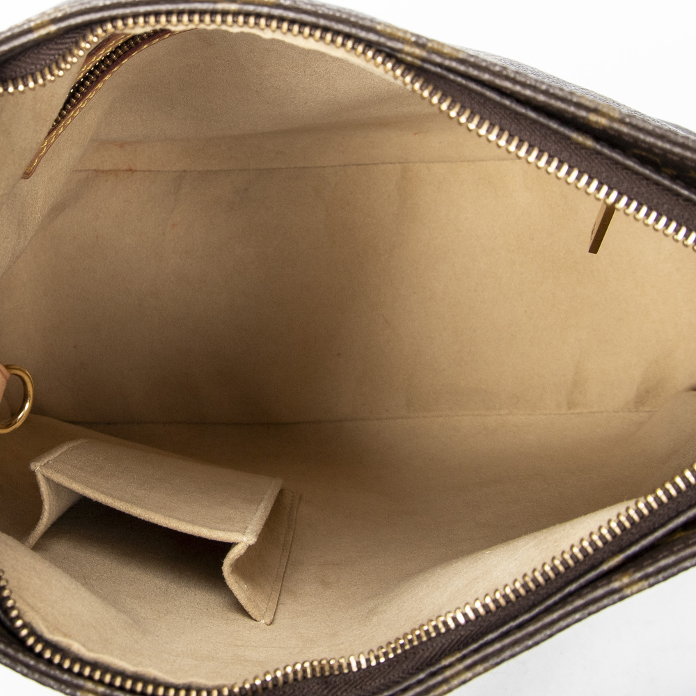 Louis Vuitton Looping GM - Picture 9 of 10